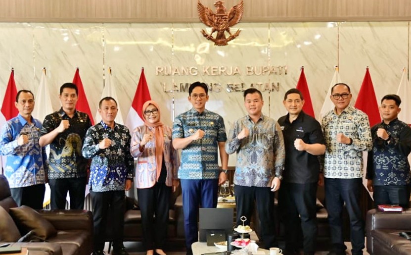 Bupati Radityo Egi Pratama Dorong Branding Daerah Lewat Platform Virtual Reality